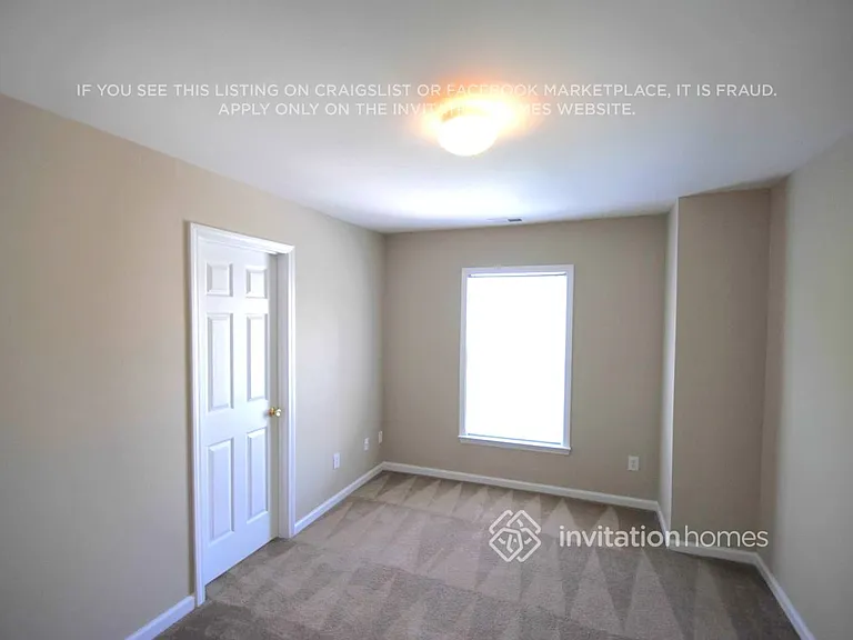 4402 Walforde Blvd — Photo 7