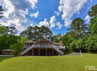 72 Erroll Ct, Leasburg, NC 27291