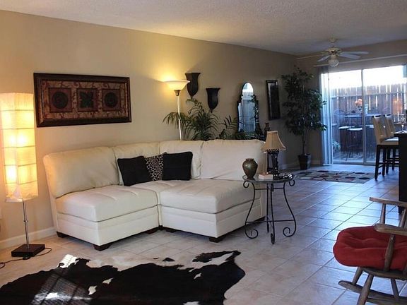 5th image of 10615 Briar Forest Dr APT 705