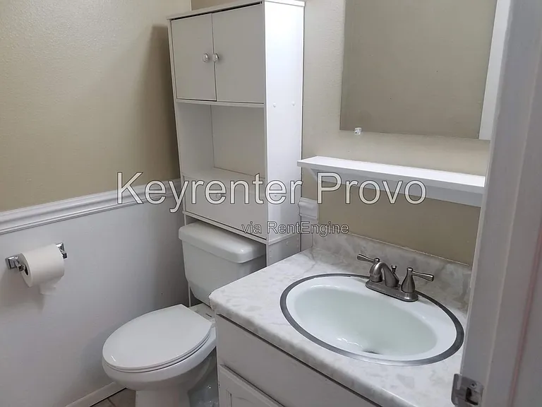 1686 Hickory Ln — Photo 18