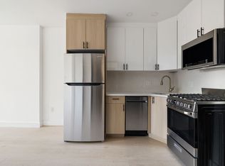 1671 8th Ave APT 1L, Brooklyn, NY 11215