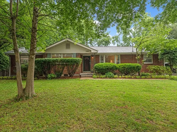 1906 Pinehurst Dr, Nashville, TN 37216