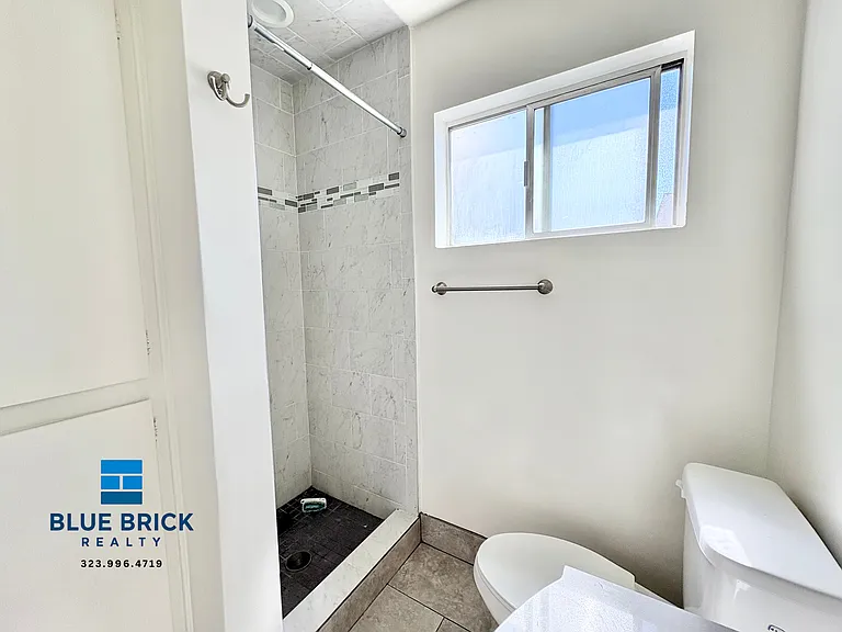 942 N Gardner St #204 — Photo 12