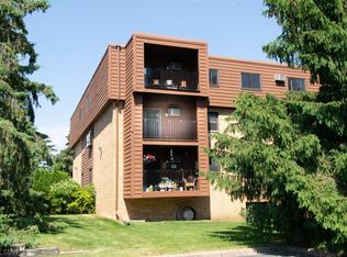 1011 41st Ave NE APT 202, Columbia Heights, MN 55421