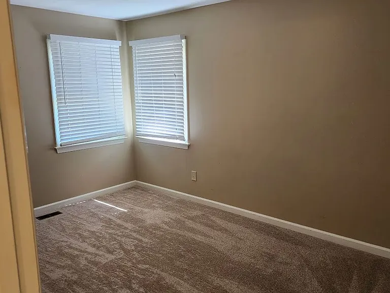 106 Argall Town Ln — Photo 17