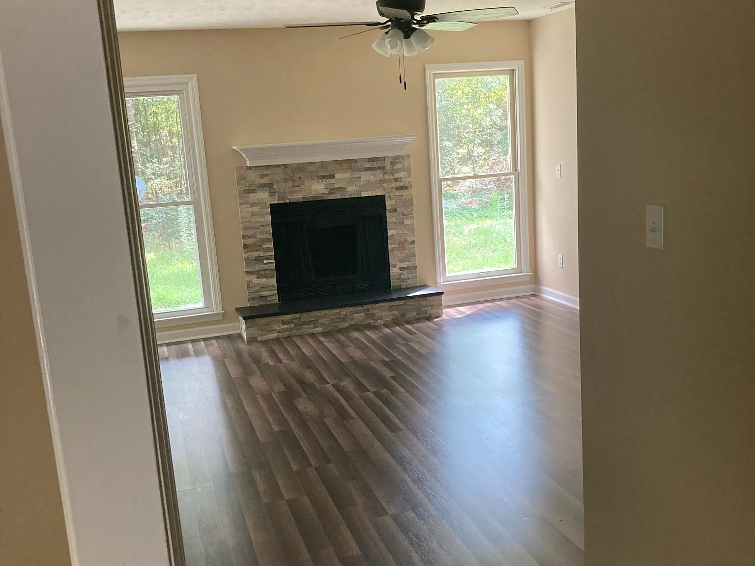 5495 Bush Ct — Photo 3