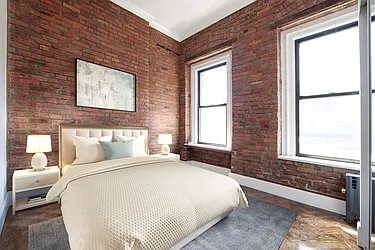 Rented by R New York