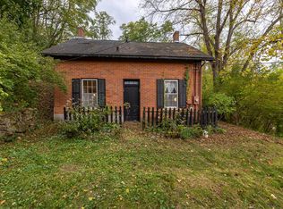 514 3rd St, Galena, IL 61036