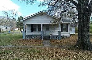 1st image of 224 W Alabama Ave