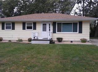 7818 Chase St, Merrillville, IN 46410