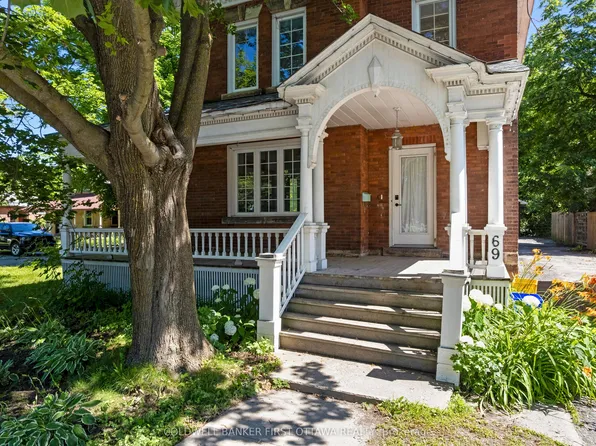 69 Wilson St W, Perth, ON K7H 2N7