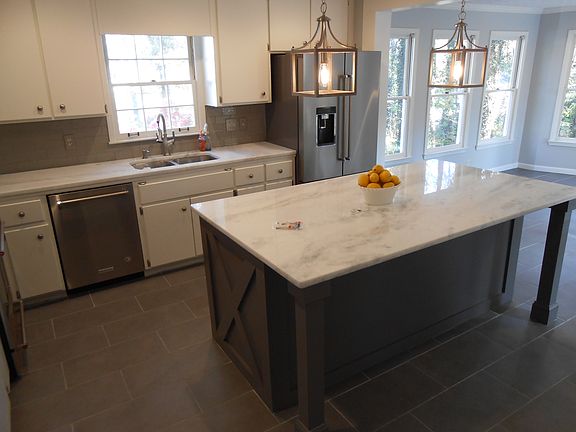 4th image of 3950 Benton Way