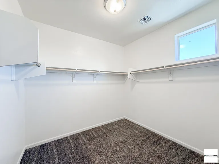1741 W Pollack St — Photo 27