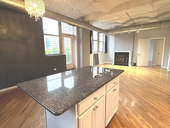 3rd image of 500 S Clinton St APT 310