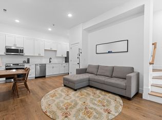971 Montague Pl, Chattanooga, TN 37408