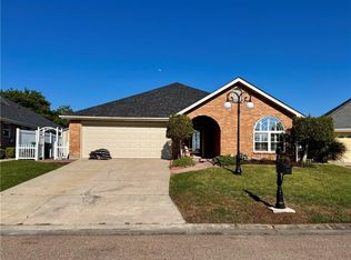 211 Chimaera Ln, Slidell, LA 70458