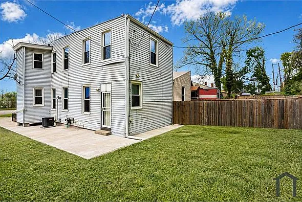 5 bed, 1784 sqft, $2,040 — Photo 4