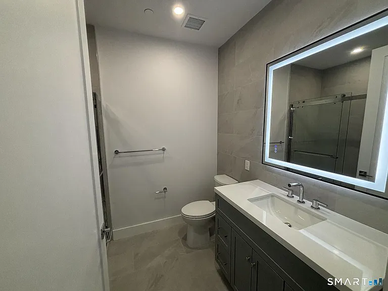 460A Summer St #207 — Photo 15