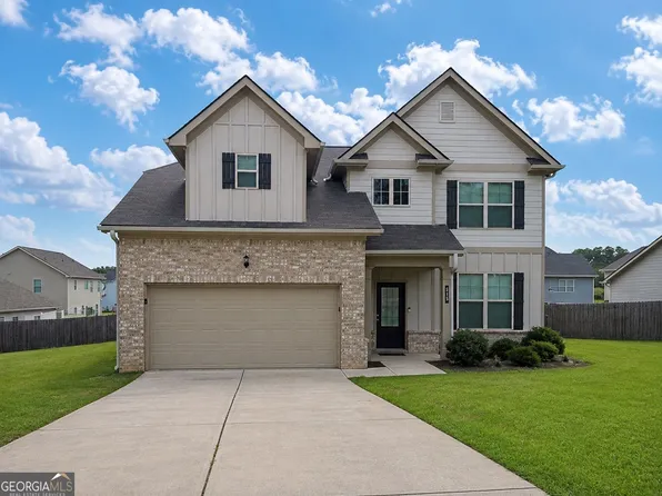 515 McGinnis Cir, Calhoun, GA 30701
