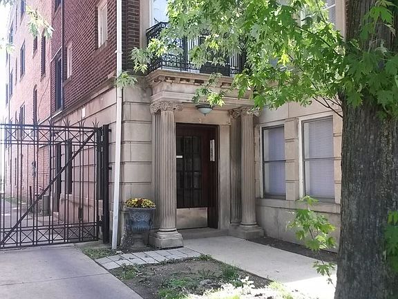 2nd image of 7737 N Eastlake Ter APT Lf