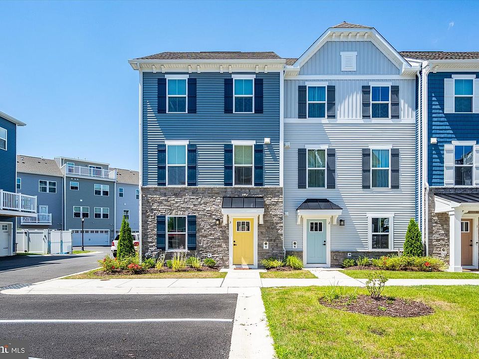 1st image of 8663 Bat Creek Loop Ln #3