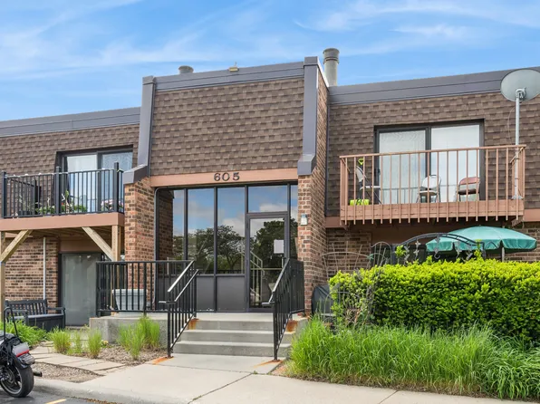 605 Limerick Ln Unit 2C, Schaumburg, IL 60193