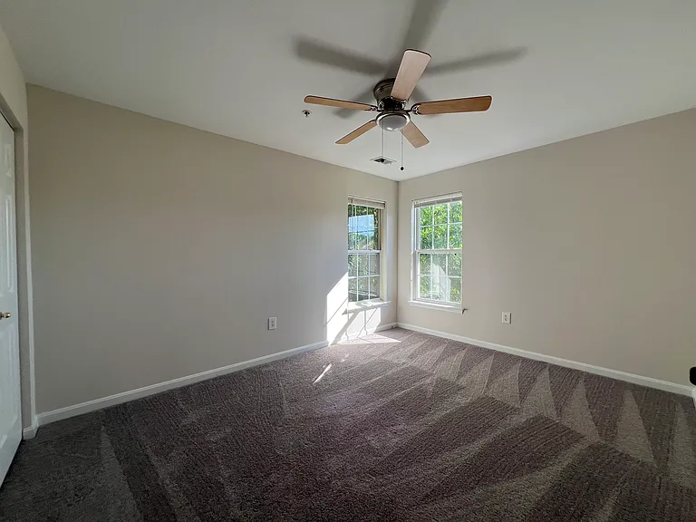 3326 Oxon Run Rd SE — Photo 7