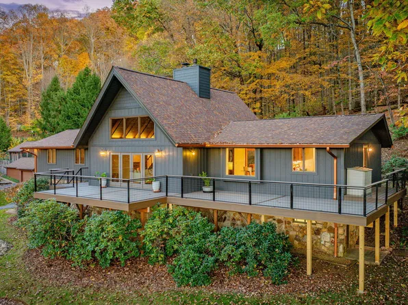 5725 Chestnut Hills Dr, Kingsport, TN 37664