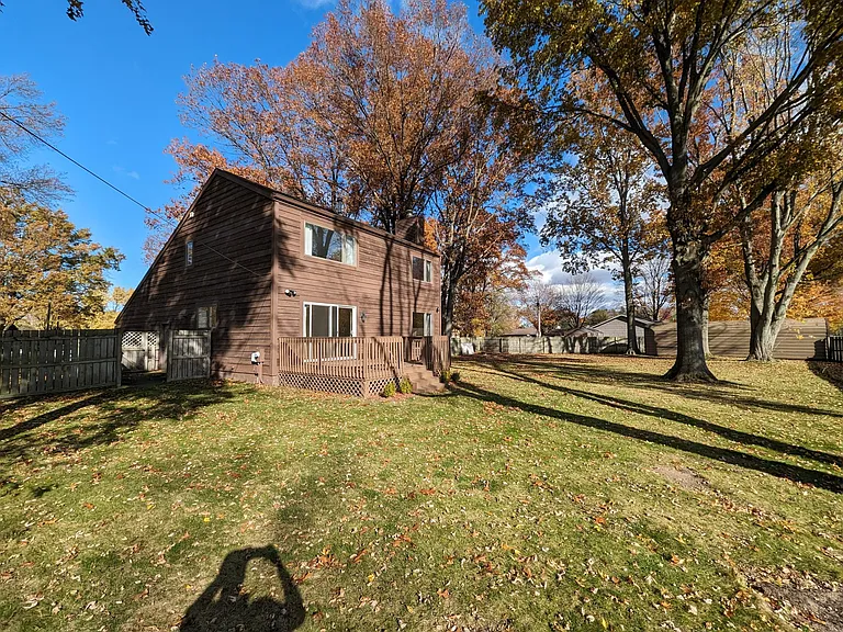 1754 S Cambridge Dr — Photo 9
