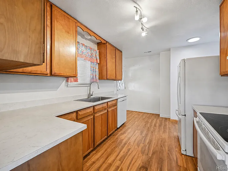 6705 Yarrow St — Photo 5