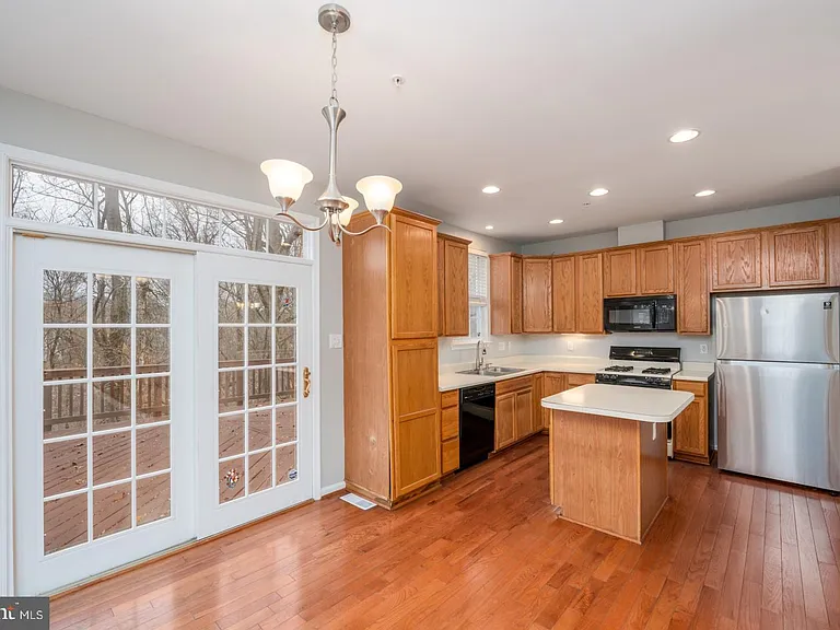 20821 Shamrock Glen Cir #804 — Photo 4