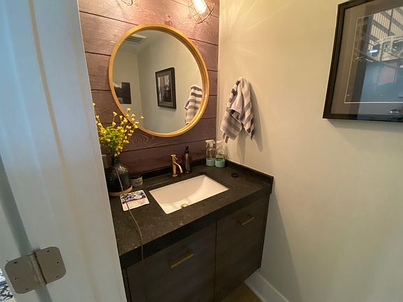4th image of 4646 N Damen Ave #104