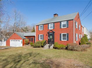 61 Mountain Rd, West Hartford, CT 06107