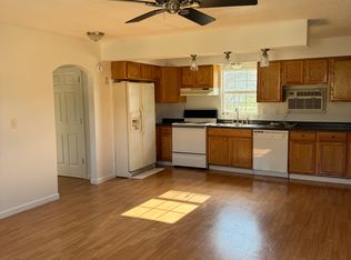 614 Adamsville Rd, Mason, WV 25260