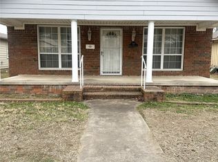 803 W Moore St, Henryetta, OK 74437