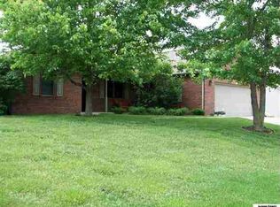 270 Hannah Ave, Seymour, IN 47274