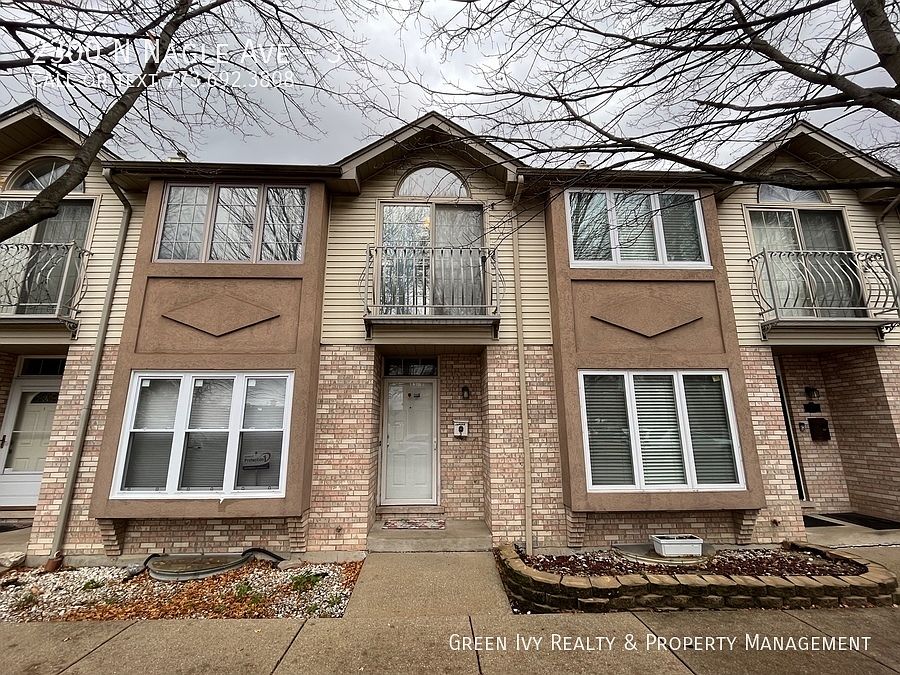 1st image of 2300 N Nagle Ave Unit 3