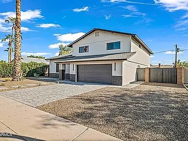 8725 E Malcomb Dr — Photo 48