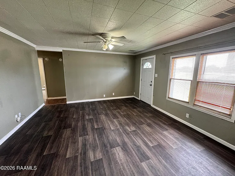 101 Conrad St — Photo 4