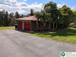 1170 Oakhurst Dr, Slatington, PA 18080