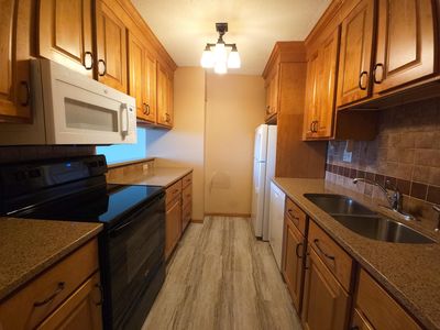 1181 Edgcumbe Rd APT 709, Saint Paul, MN, 55105