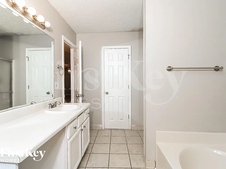 95 Glenwood Ct — Photo 11