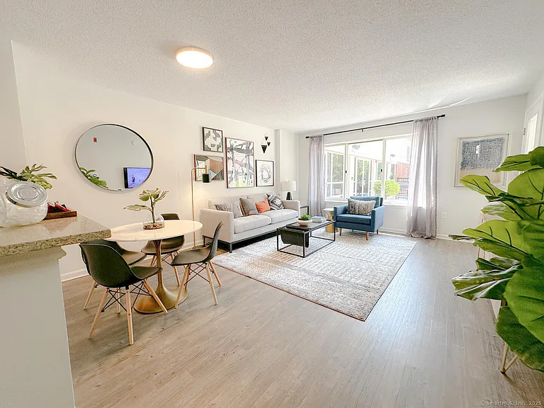 52 Forest St #1009 — Photo 5