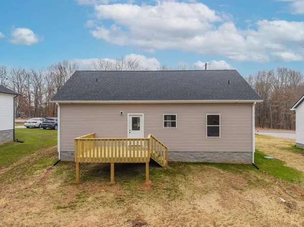69 Truform Way, Dickson, TN 37055