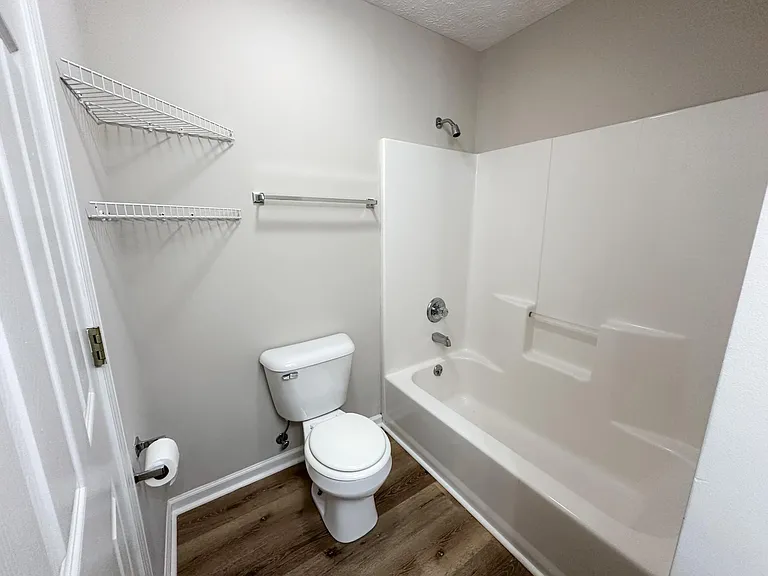 282 Rosie St — Photo 14