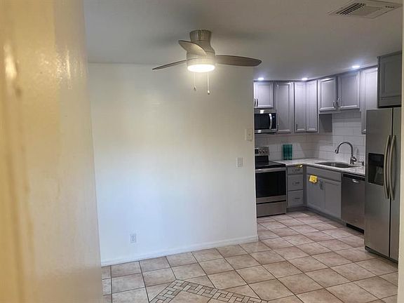4th image of 1482 N Lawnwood Cir APT 32A
