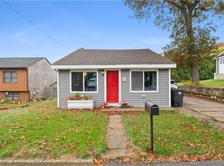 21 Darton St, Coventry, RI 02816