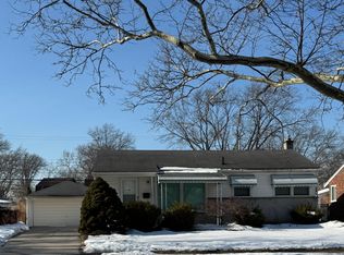 22525 Marter Rd, Saint Clair Shores, MI 48080