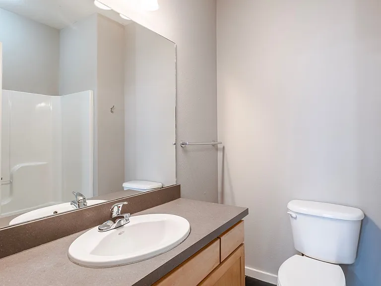 40 E Maple St #3 — Photo 14