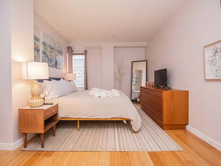 16 Miner St #401 — Photo 13